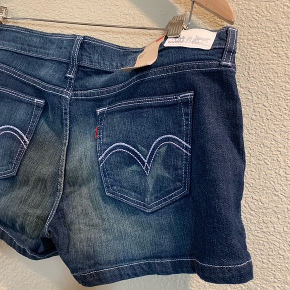 Women’s shorts - Picture 4 of 4